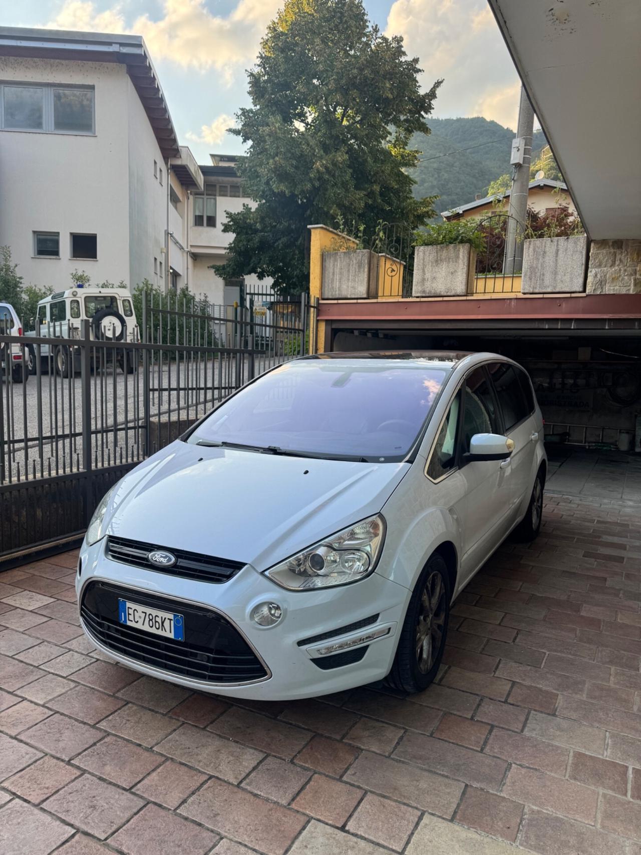 Ford S-Max 2.0 TDCi 163CV Titanium DPF