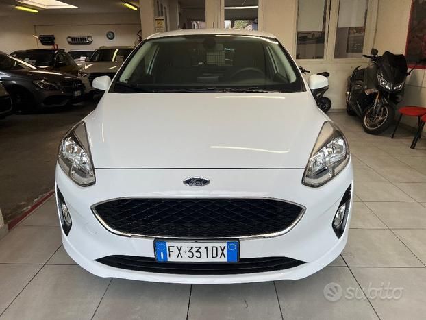 Ford Fiesta 2019 photo 2