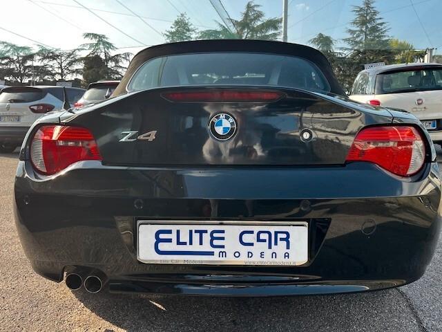 BMW Z4 Roadster 2.5i "HARD TOP / FARI XENO / PDC"