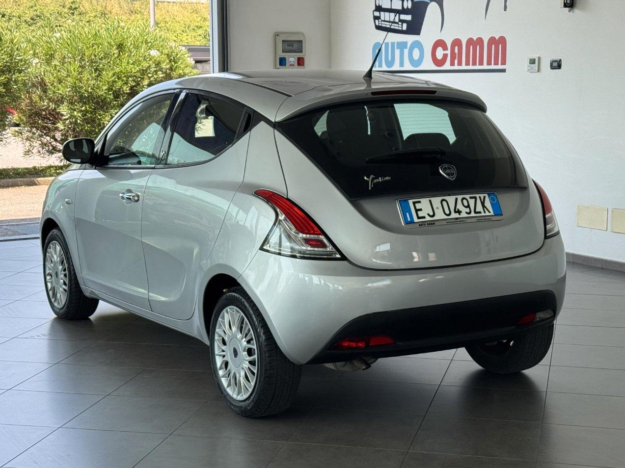 Lancia Ypsilon 5 Porte 1.2 69cv S&S Gold