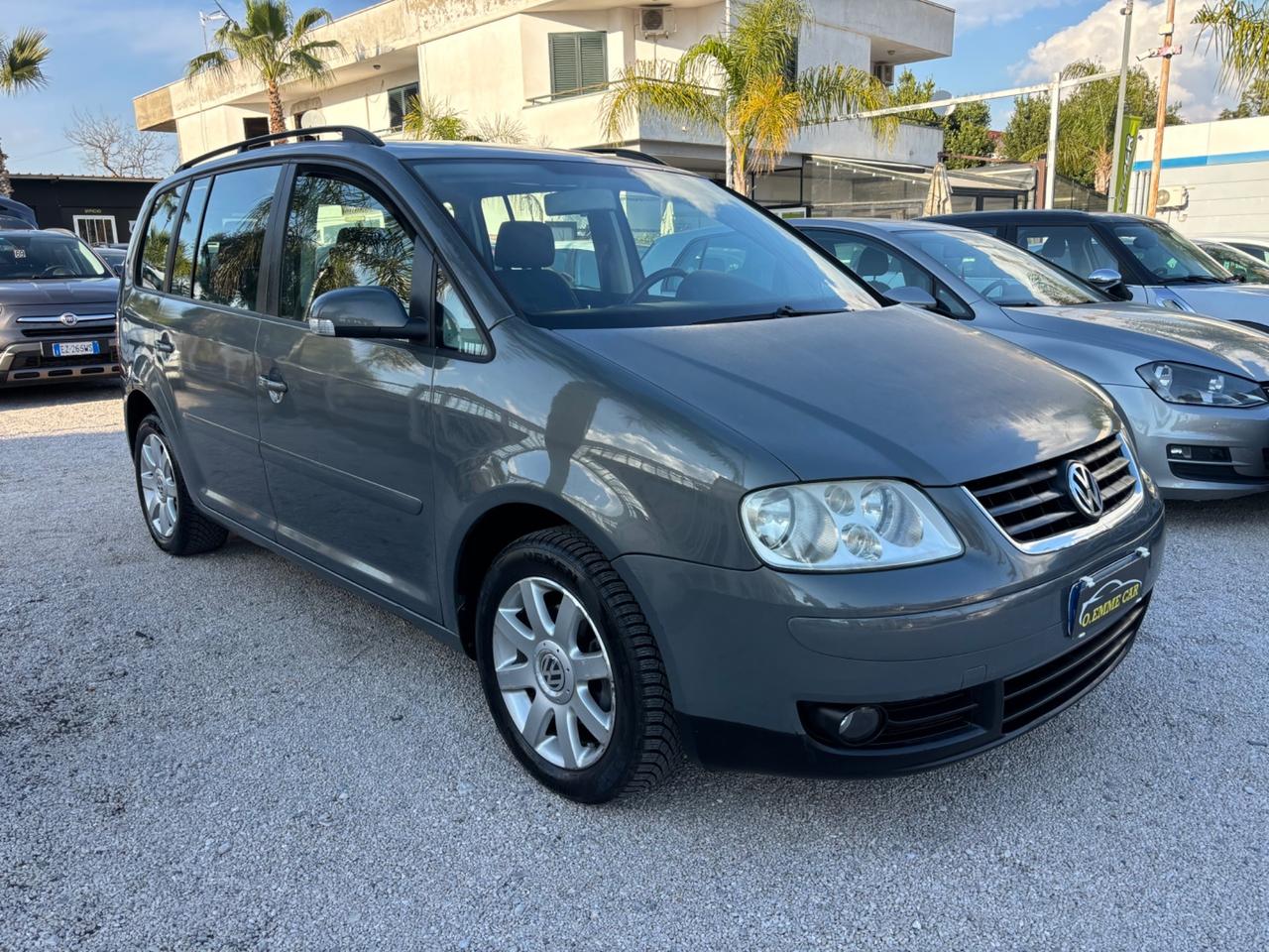 VW TOURAN 2.0 TDI 140CV HIGHLINE 7 POSTI