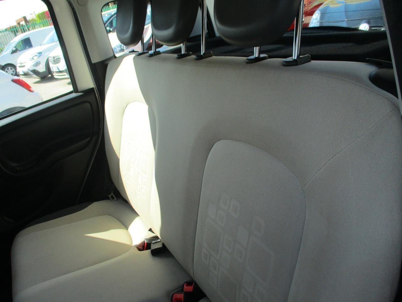 Fiat Panda 1.2 LOUNGE 69CV E6 +600.00 GPL NUOVO