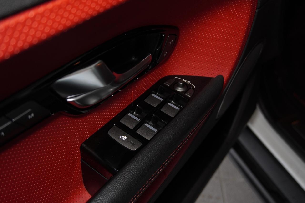 Land Rover Range Evoque 2.2 TD4 5p. Pure Tech Pack