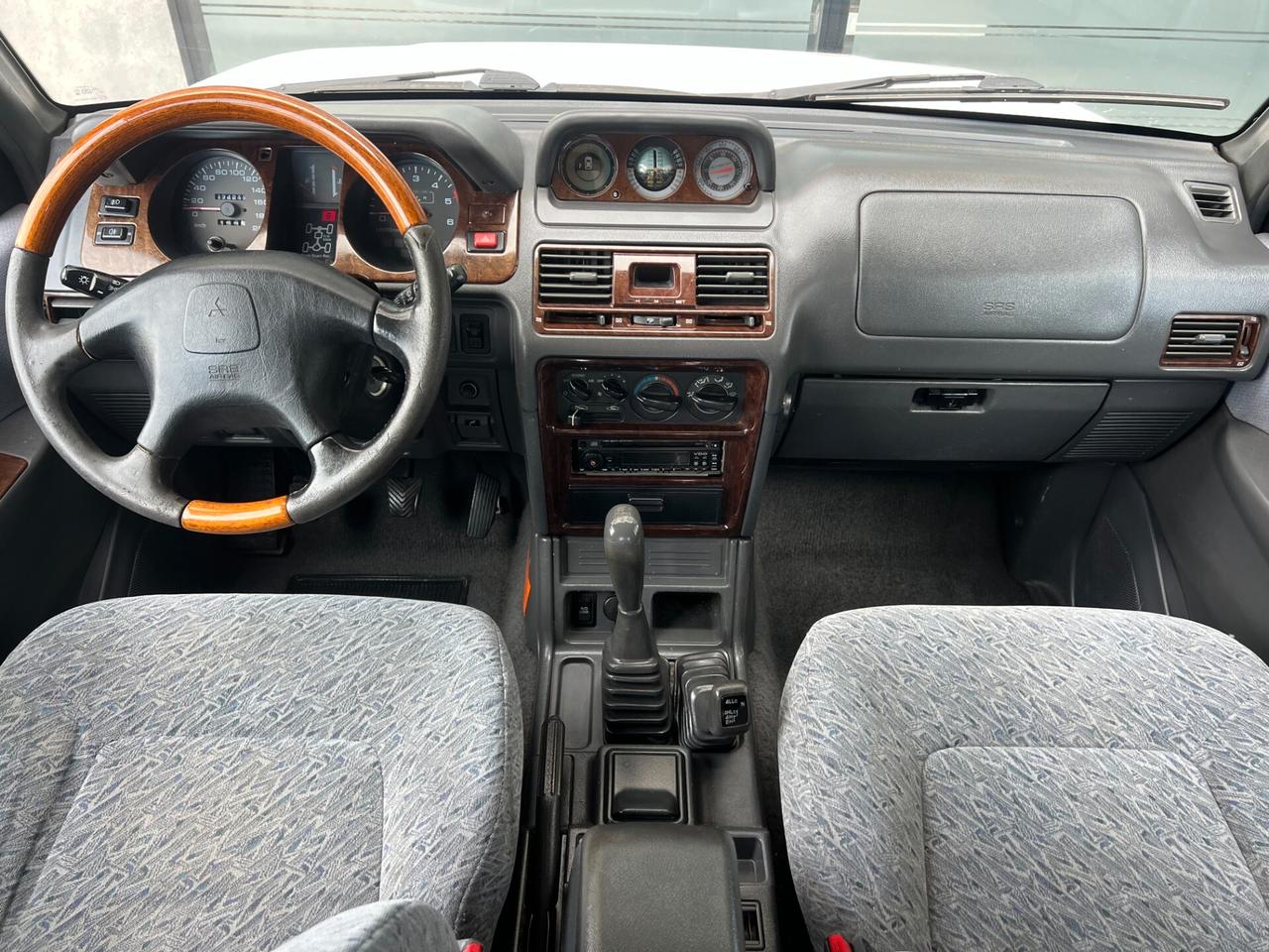 Mitsubishi Pajero 2.5 TDI Metal-top S.S. GLS Target