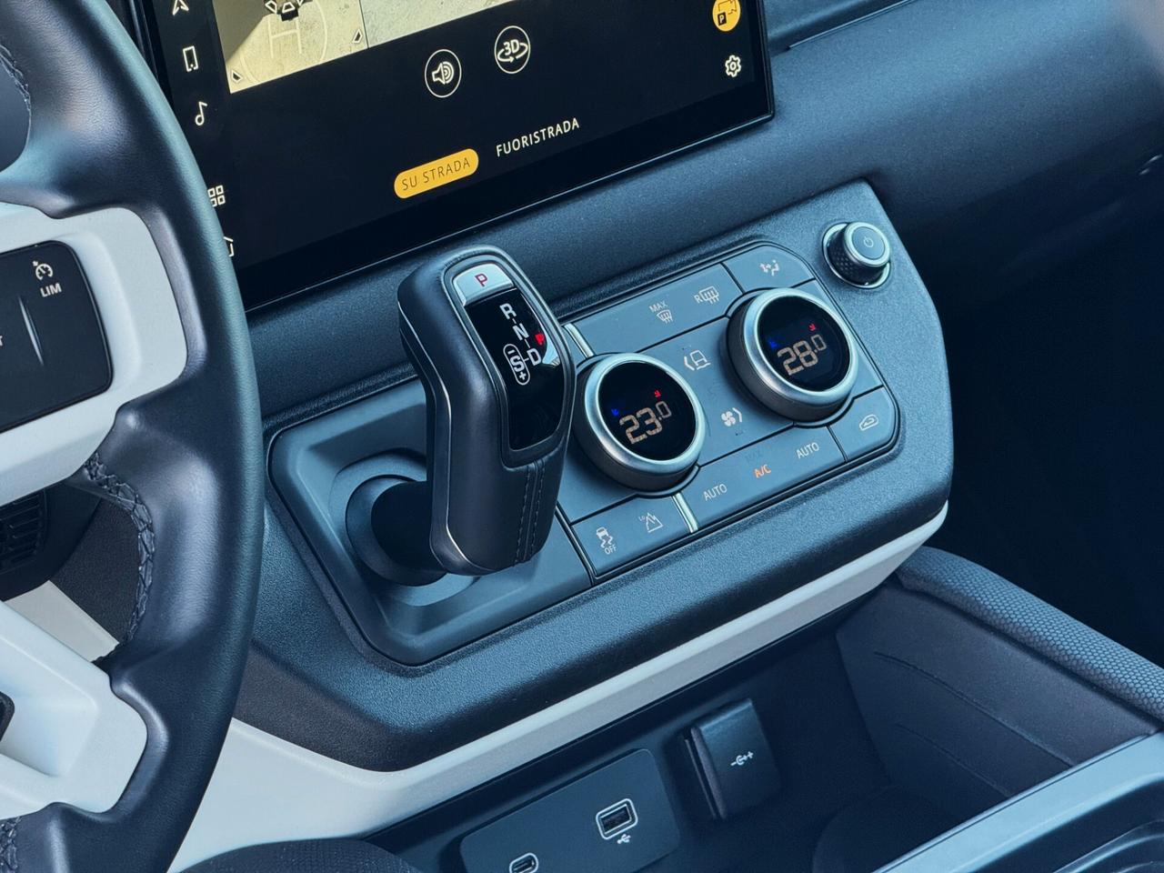 Land Rover Defender 90 3.0d i6 MHEV X-Dynamic S 200CV