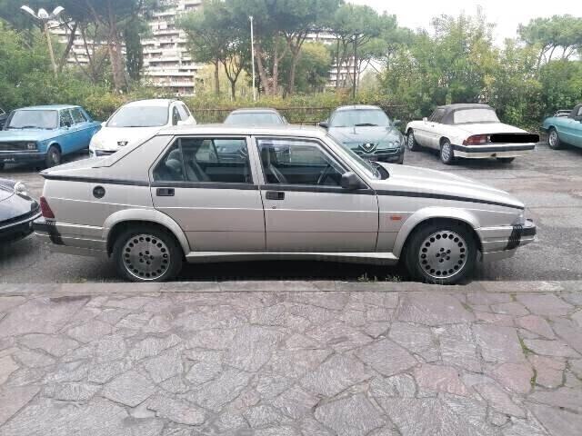 Alfa Romeo 75 1800 turbo america