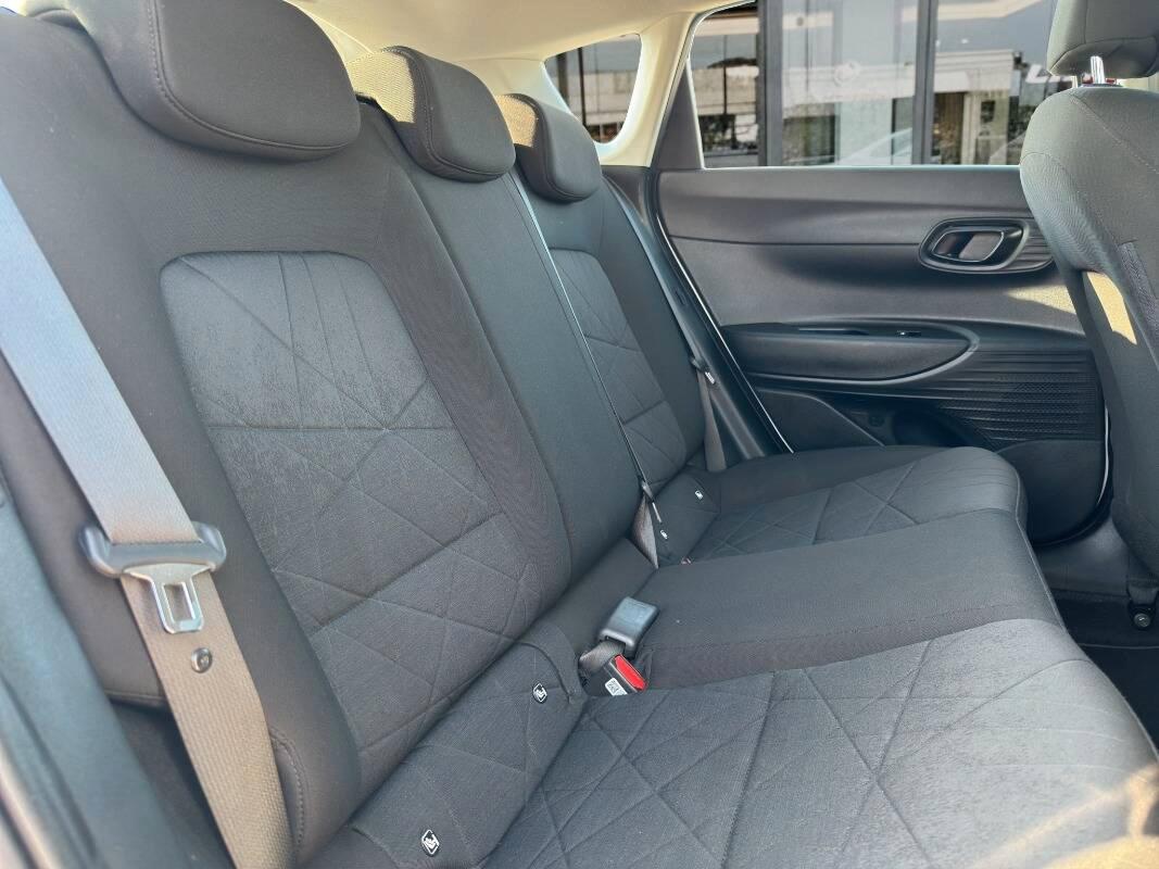 Hyundai Bayon 1.2 mpi Xline con TELECAMERA E CARPLAY