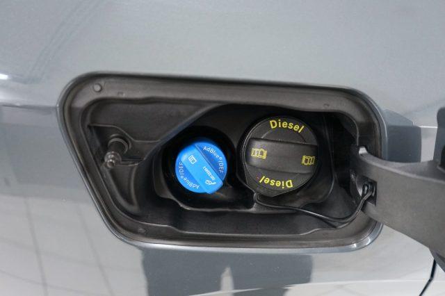 AUDI Q2 30 TDI S tronic Business