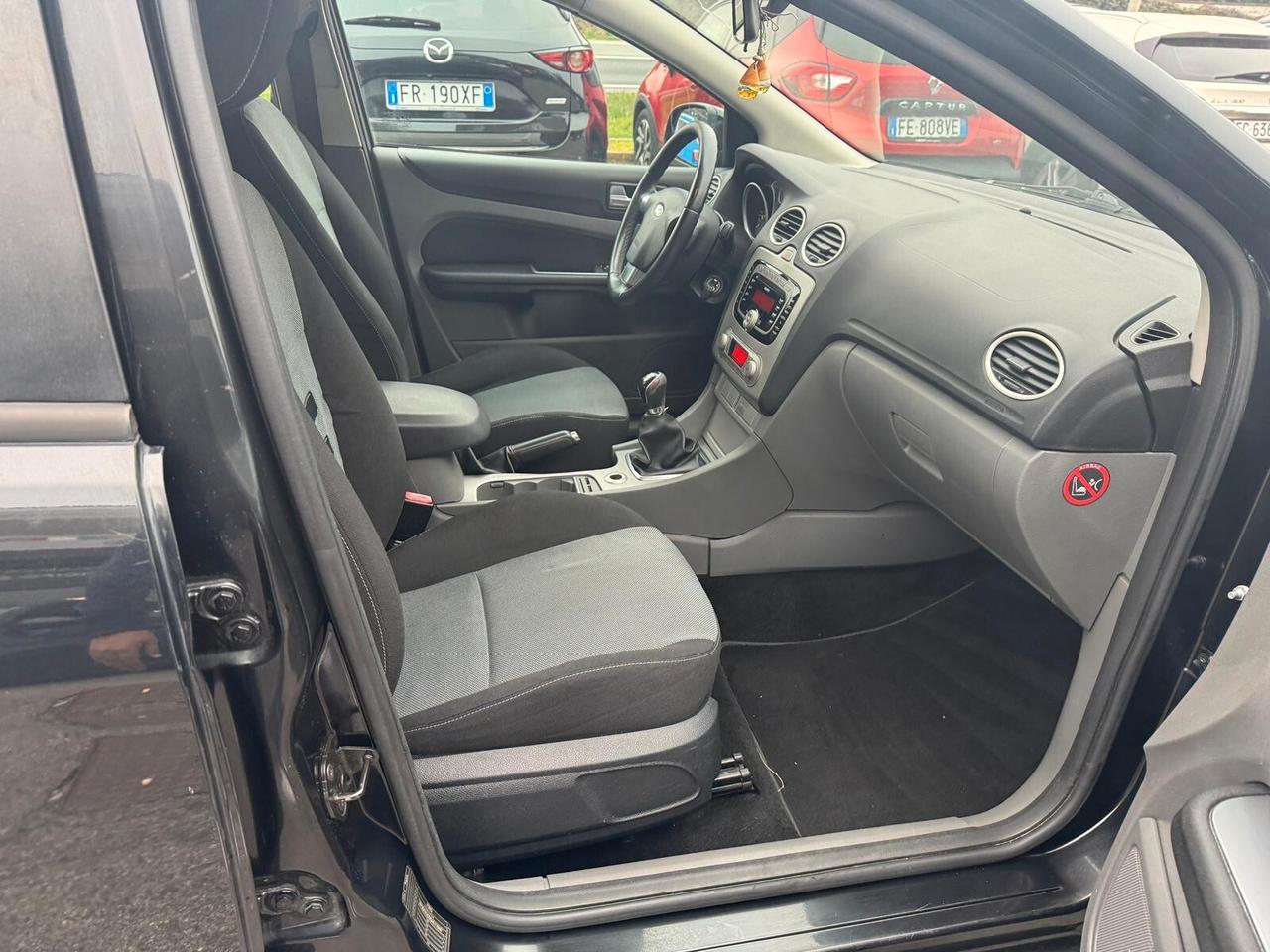 Ford Focus 2011 SW Style Wagon 1.6 tdci *FRIZIONE DA FARE*