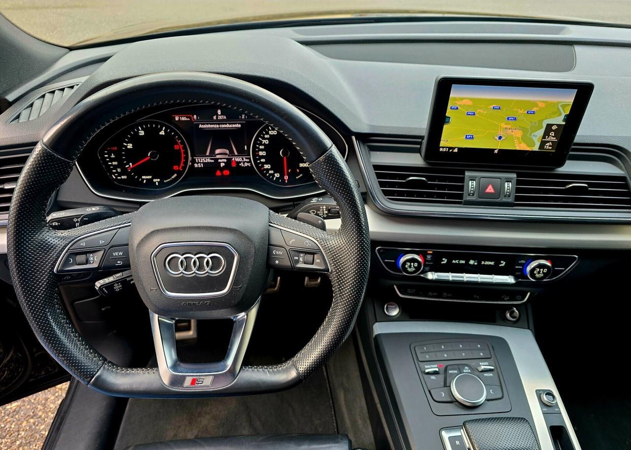 Audi Q5 40 TDI quattro S tronic S line interni RS