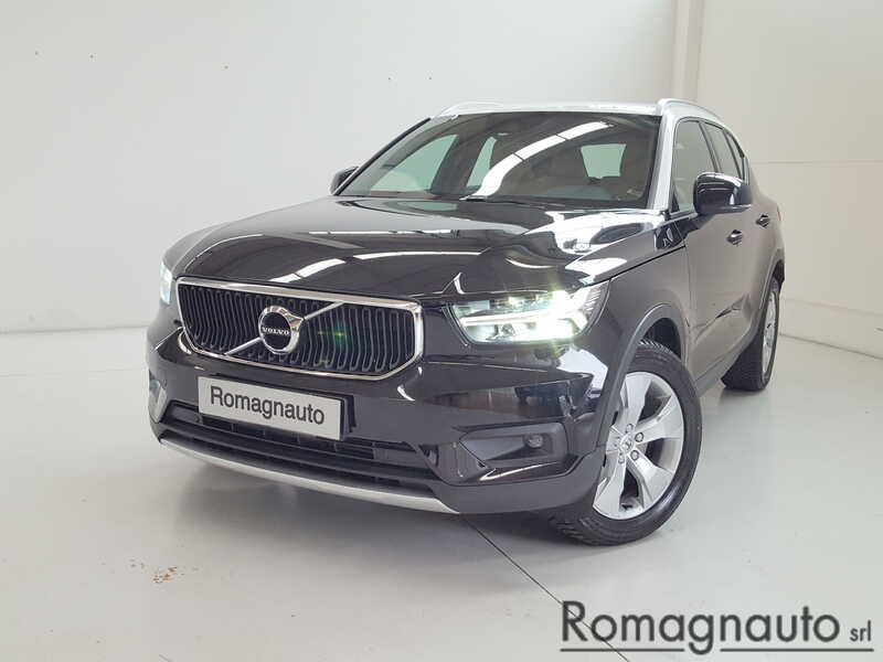 VOLVO - XC40 - D4 AWD Geartronic Momentum - Full Led - Navi - Pelle - Cerchi 18 - Garanzia Volvo Sel