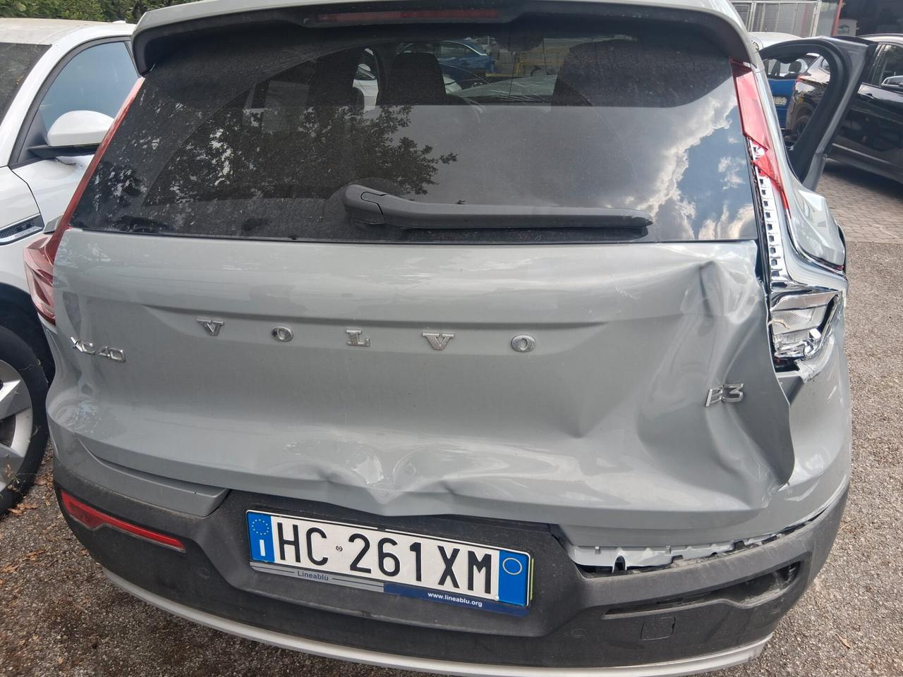 Volvo XC40 B3 automatico Core