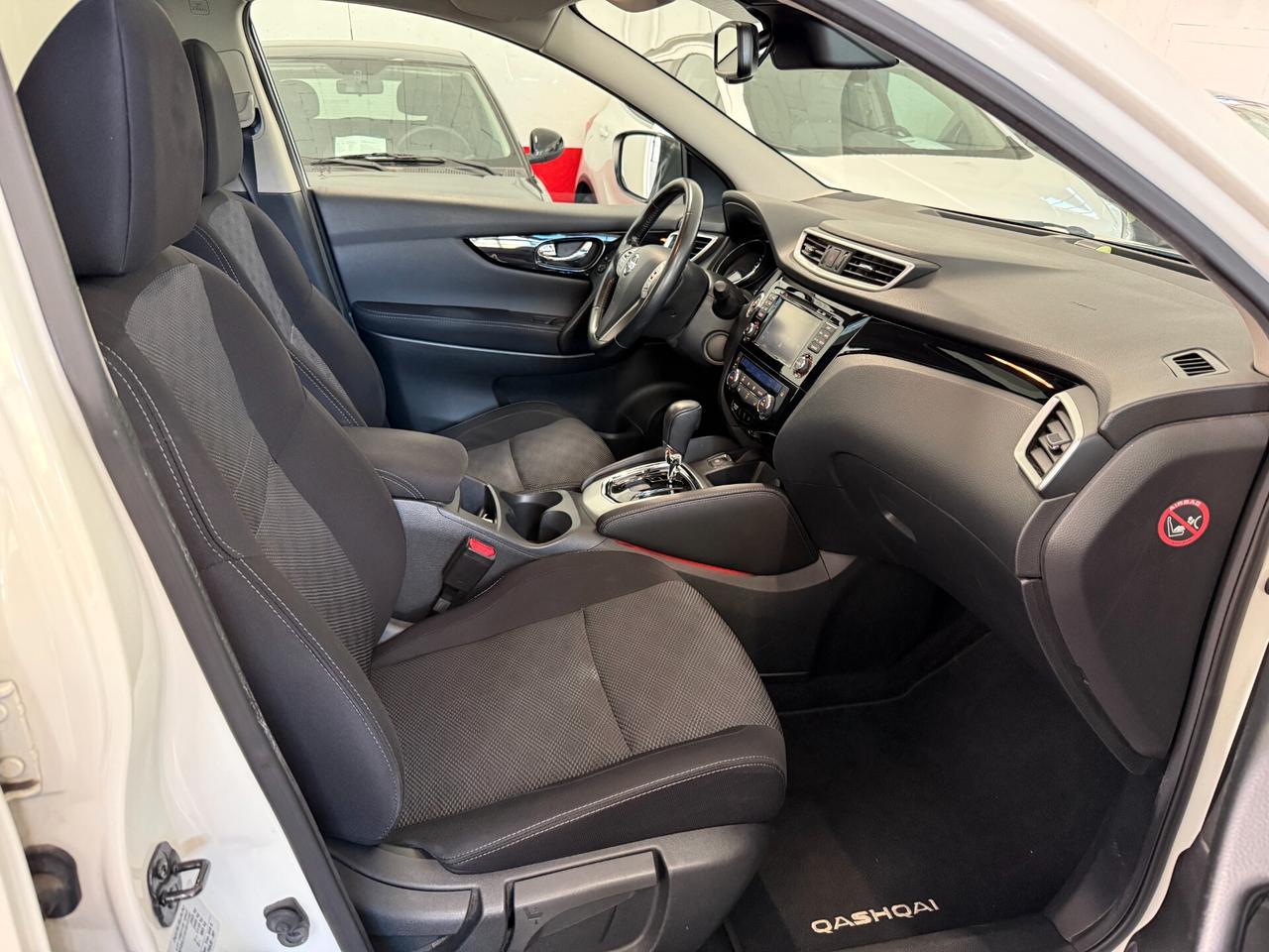 Nissan Qashqai 1.6 dCi 2WD TETTO - CAMERA 360°
