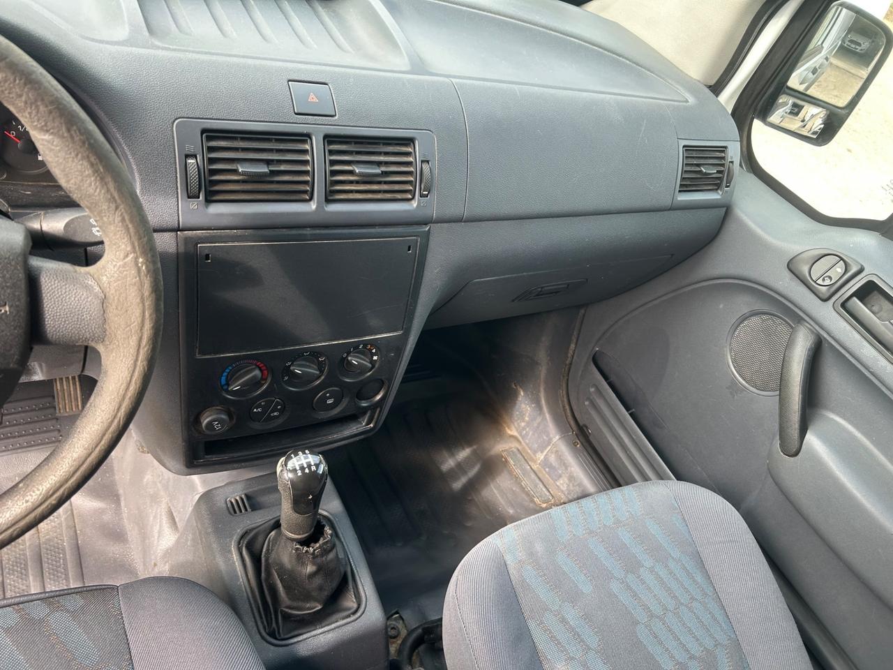 Ford Transit Connect 1.8 TDCi/90CV