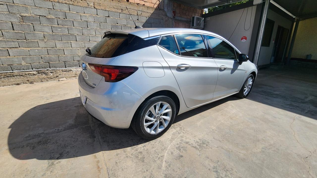 Opel Astra 1.5 CDTI 105 CV S&S 5 porte Business Elegance