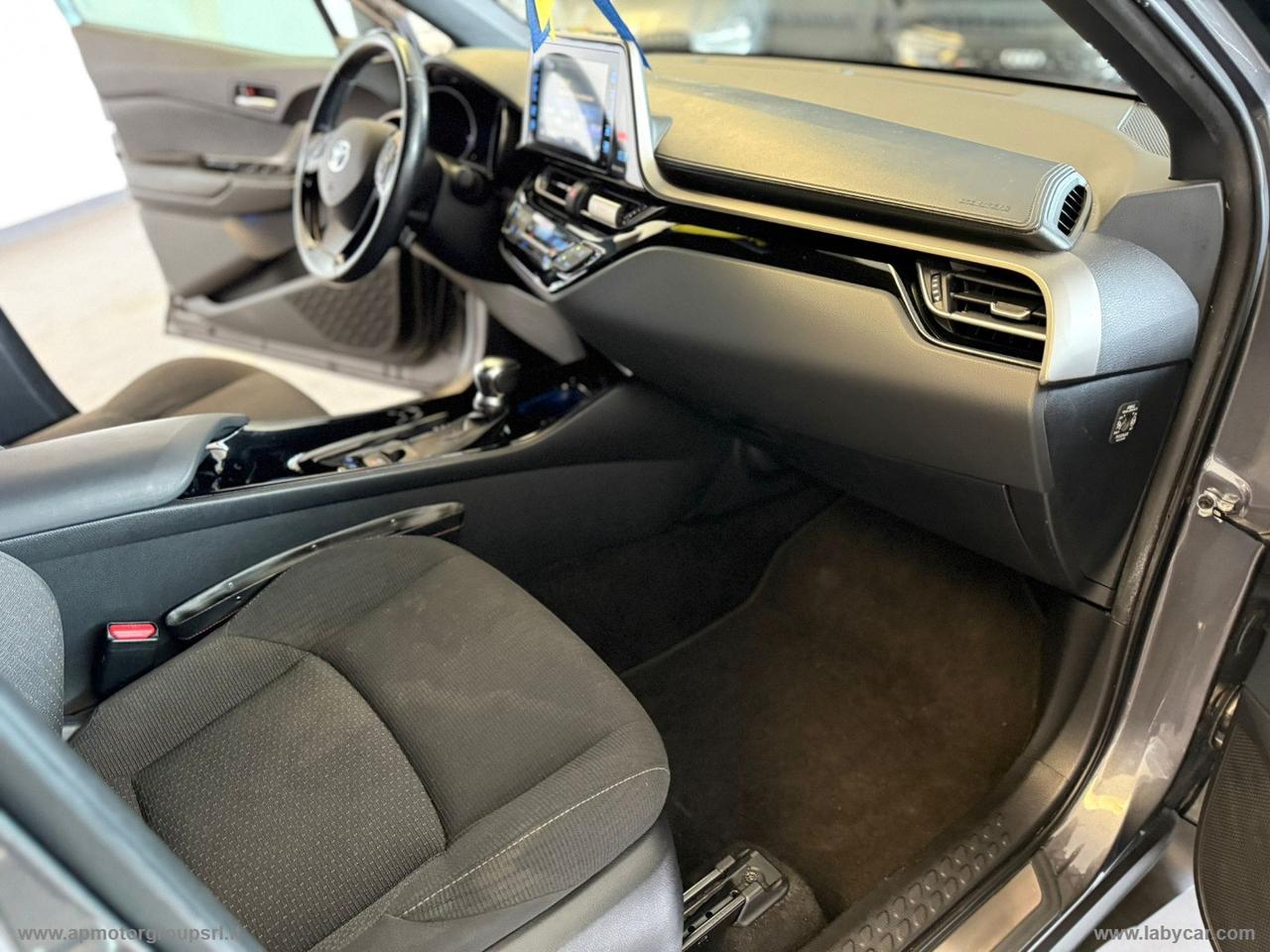 TOYOTA C-HR 1.8 Hybrid E-CVT 2WD Lounge