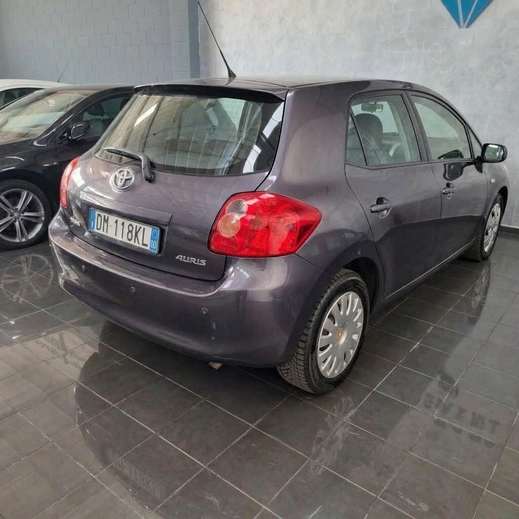 Toyota AURIS 1.6 BENZINA FRIZIONE NUOVA