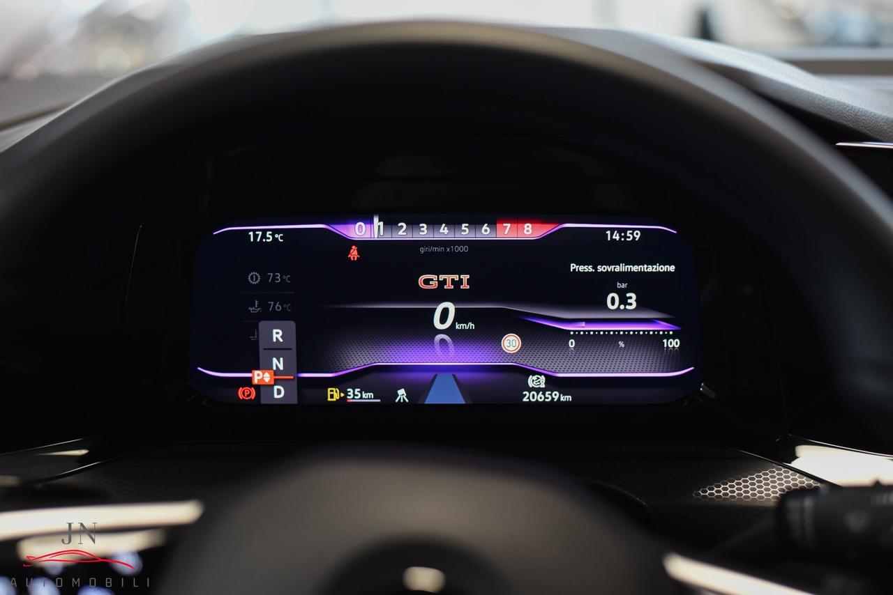 Volkswagen Golf GTI Golf 2.0 TSI GTI