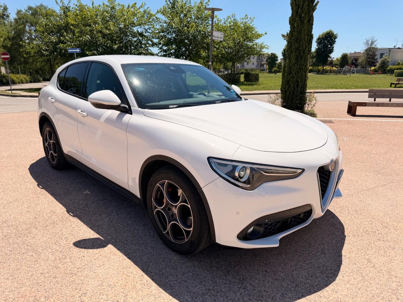 Alfa Romeo Stelvio 2.2TD 2018 PRONTO USO GARANZIA