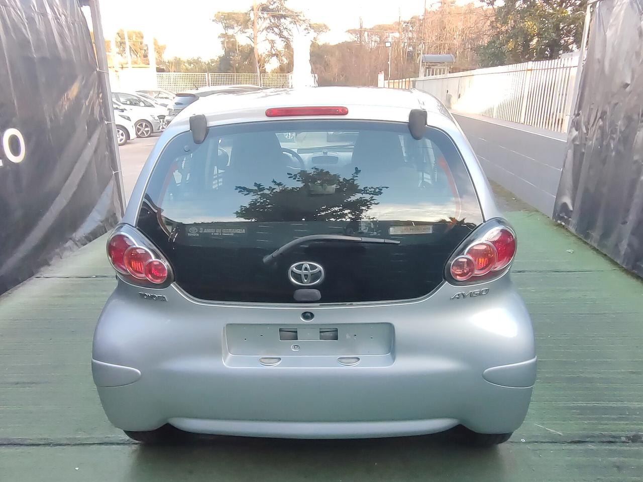 Toyota Aygo 1.0 BENZINA 5 porte