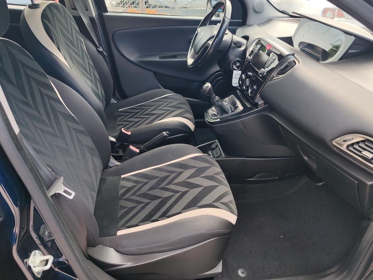 Lancia Ypsilon 1.3 MJT 16v S&S Gold