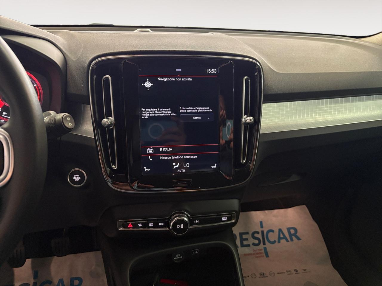 VOLVO XC40 1.5 t3 Momentum 156cv