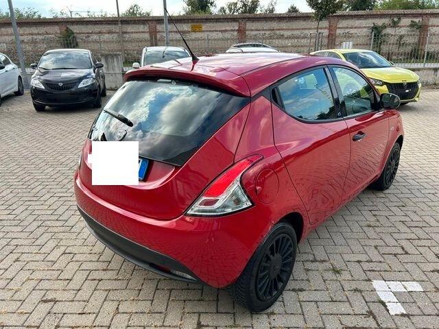 Lancia Ypsilon 1.2 69 CV 5 porte Elefantino