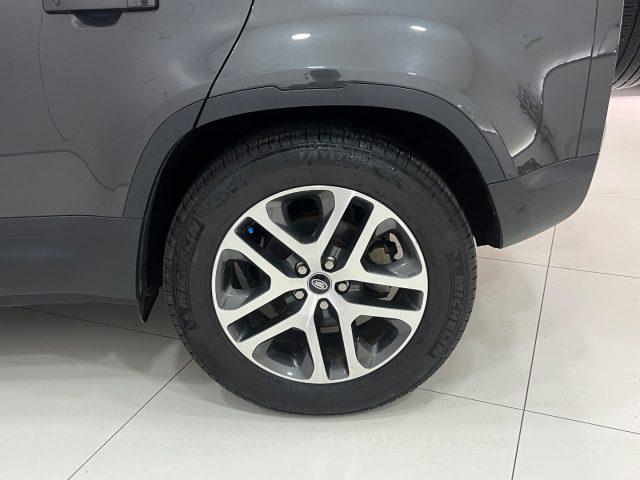 LAND ROVER Defender 110 3.0D I6 200 CV AWD Auto SEda ?599,00