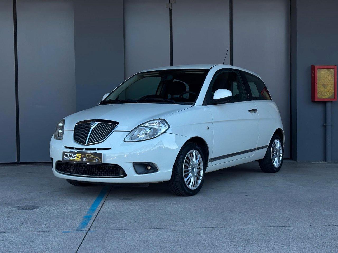 Lancia Ypsilon 3 Porte Ypsilon 1.2 8v Platinum 69cv