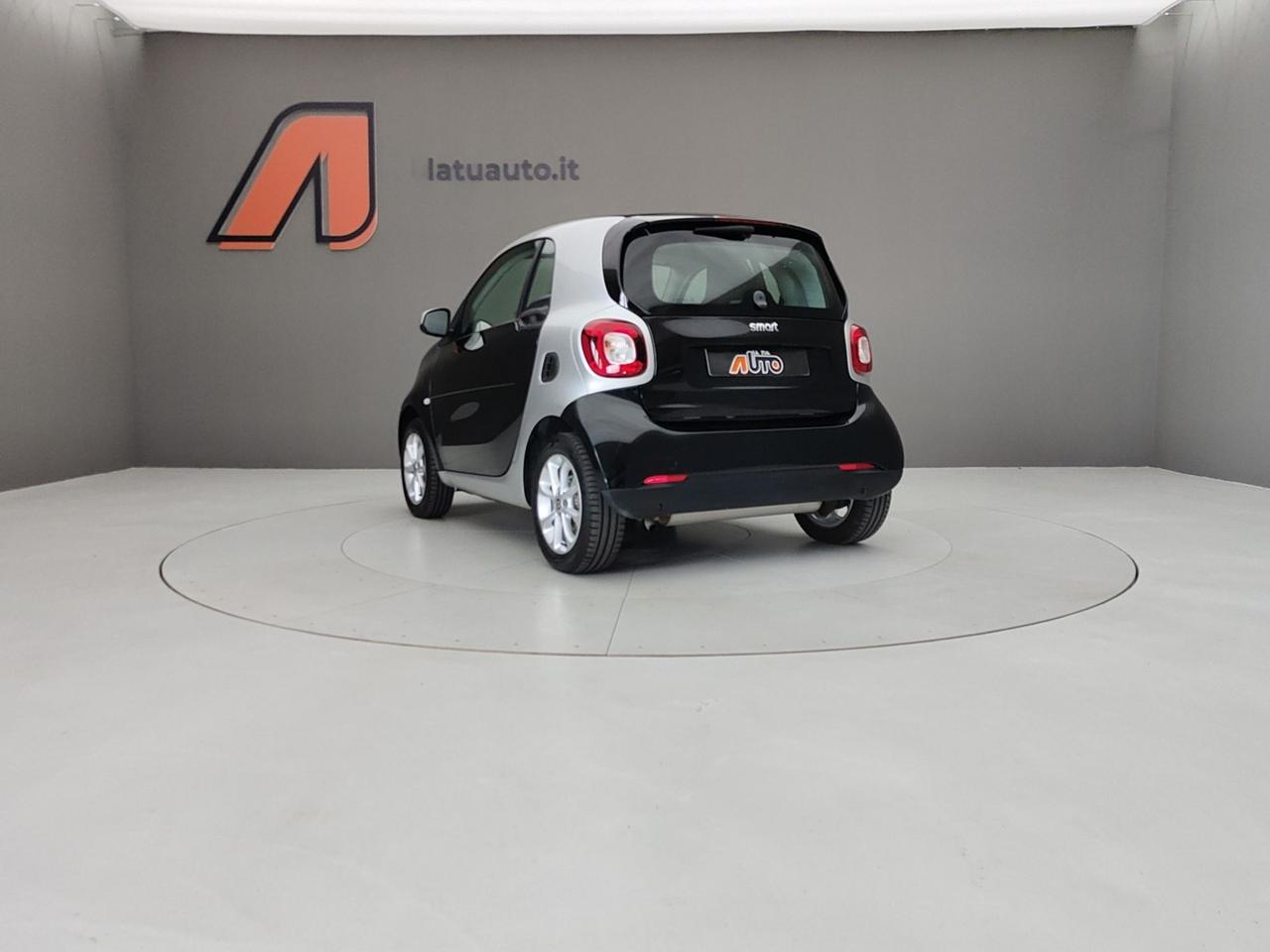 SMART Fortwo III 2015 900 T 90CV TWINAMIC PASSION