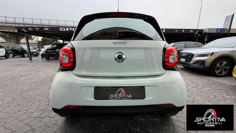 smart forfour RATA MENSILE 195,00 EURO forfour 90 0.9 Turbo Passion