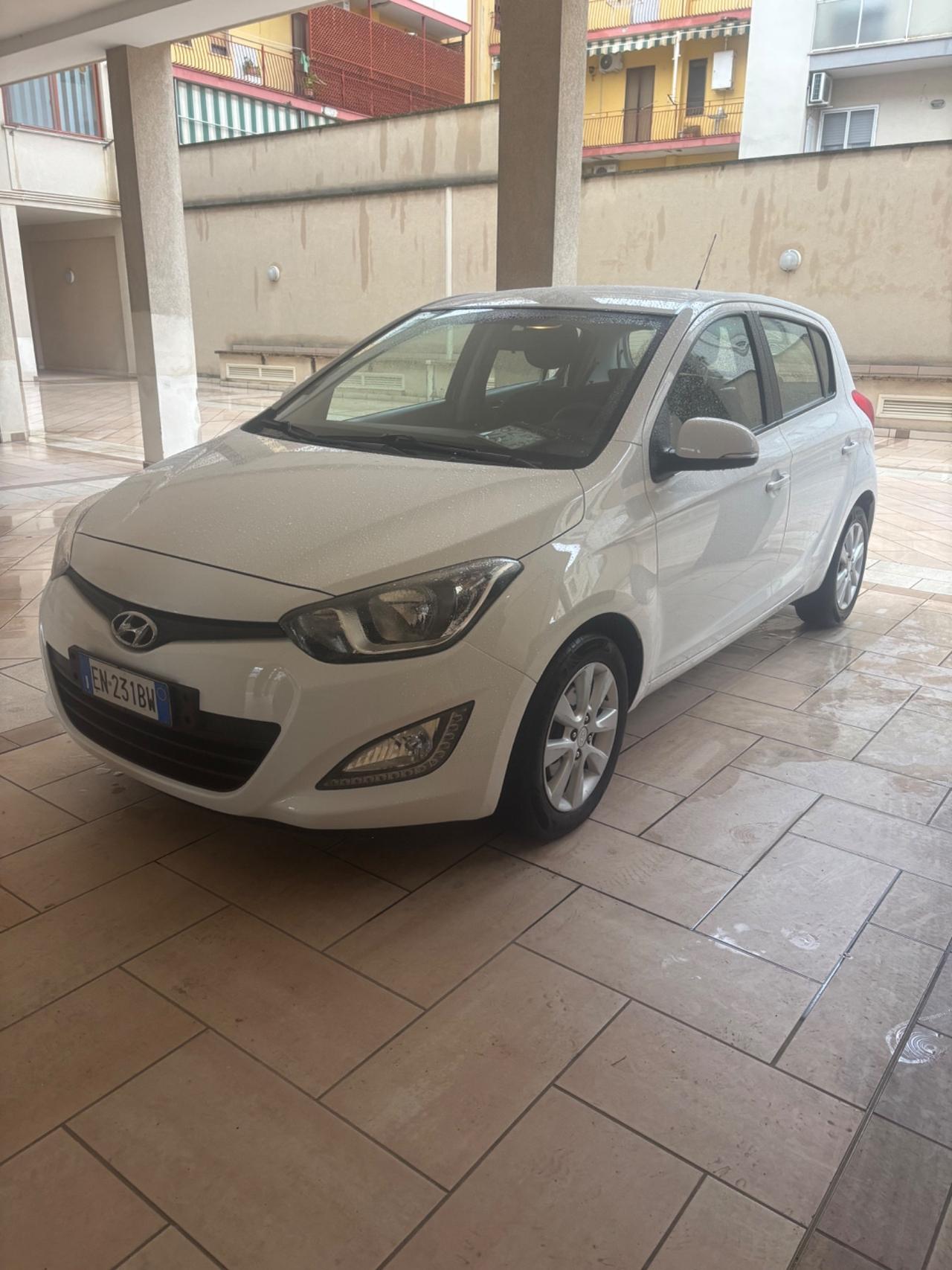 Hyundai i20 1.1 CRDi 5p. Sound Edition