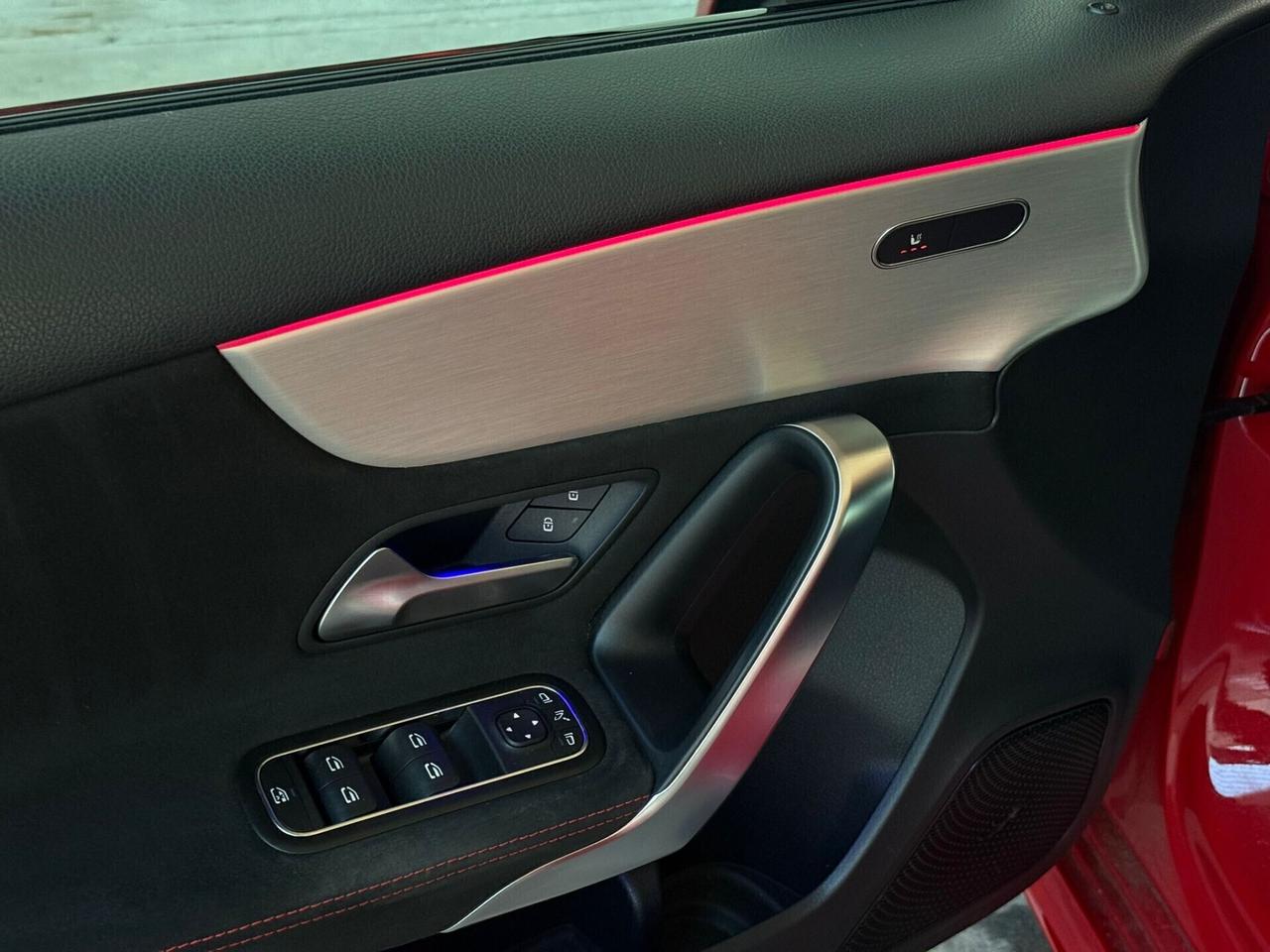 Mercedes-benz A 180 Premium AMG 64 colori*Multibaeam*Burmester