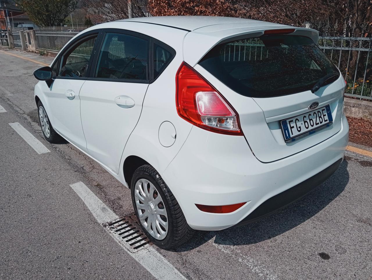 Ford Fiesta 1.4 5p. Bz.- GPL Titanium