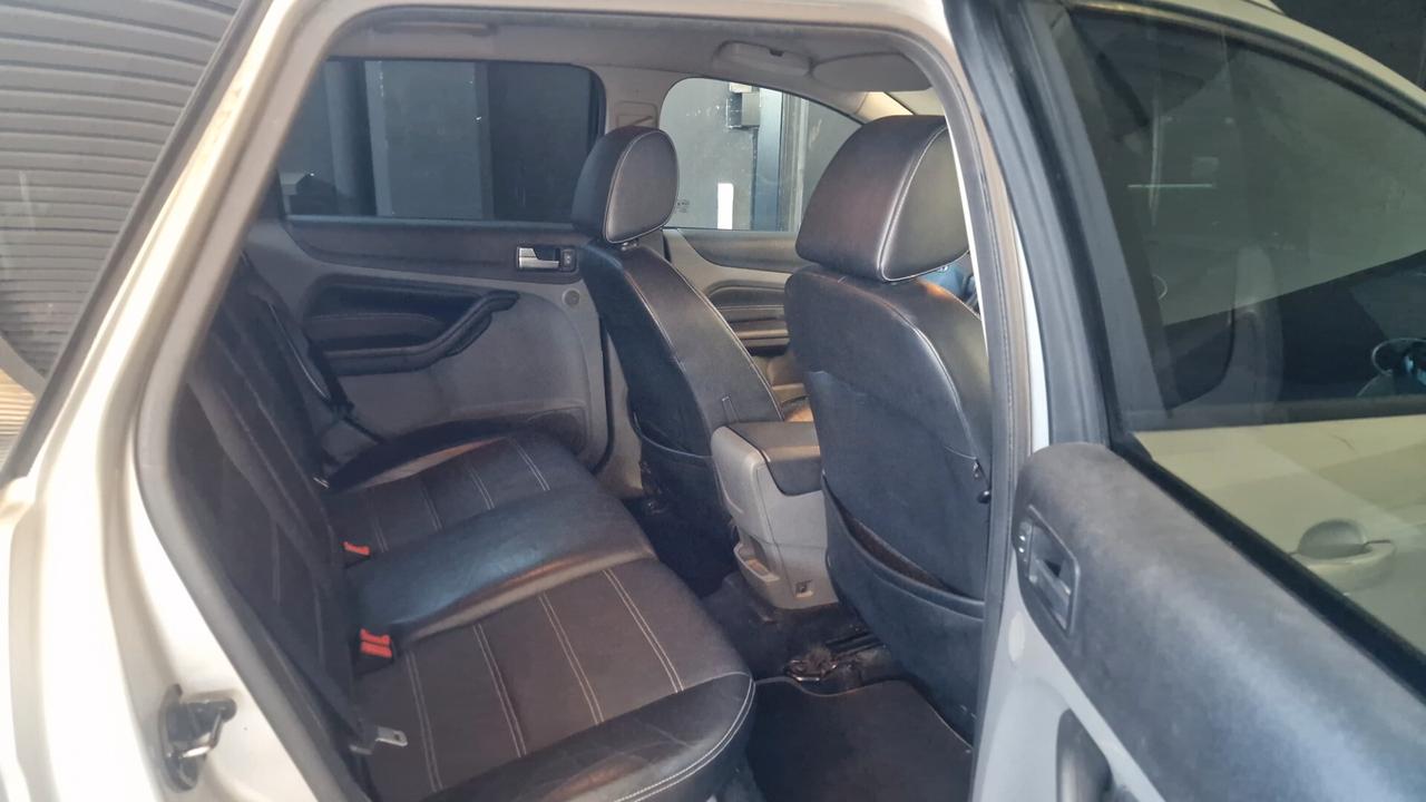 Ford Focus 2.0 TDCi (136CV) 5p. Tit. DPF