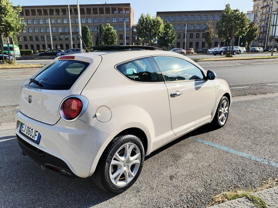 Alfa Romeo MiTo 1.4 78 CV 8V 31000km tetto elettrico panoramico 6/2011