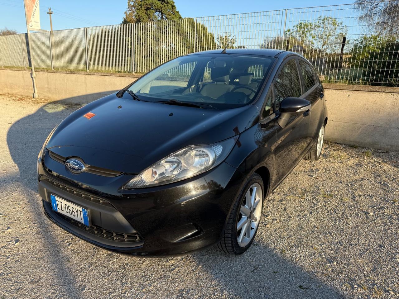 Ford Fiesta 1.4 TDCi 5p. Titanium