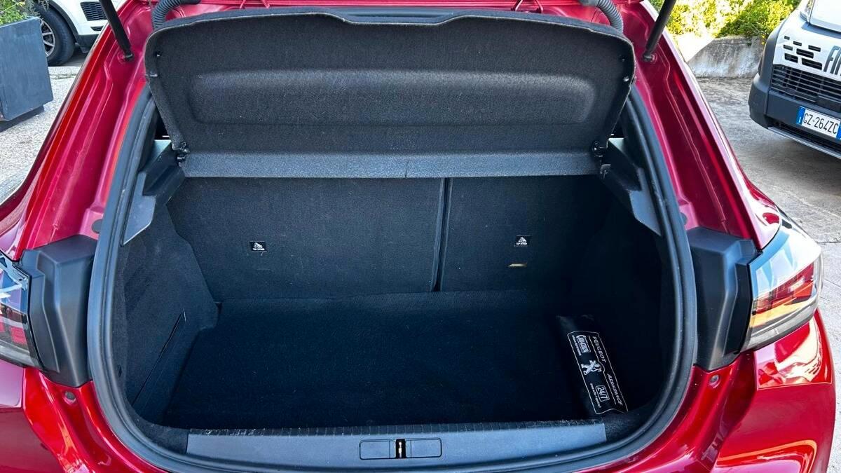 Peugeot 208 1,2 Allure Pack 75cv con 45375 km