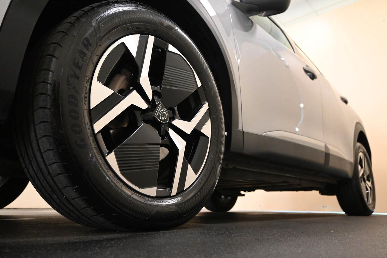 PEUGEOT 2008 2ª serie 2008 PureTech 130 S&S EA...