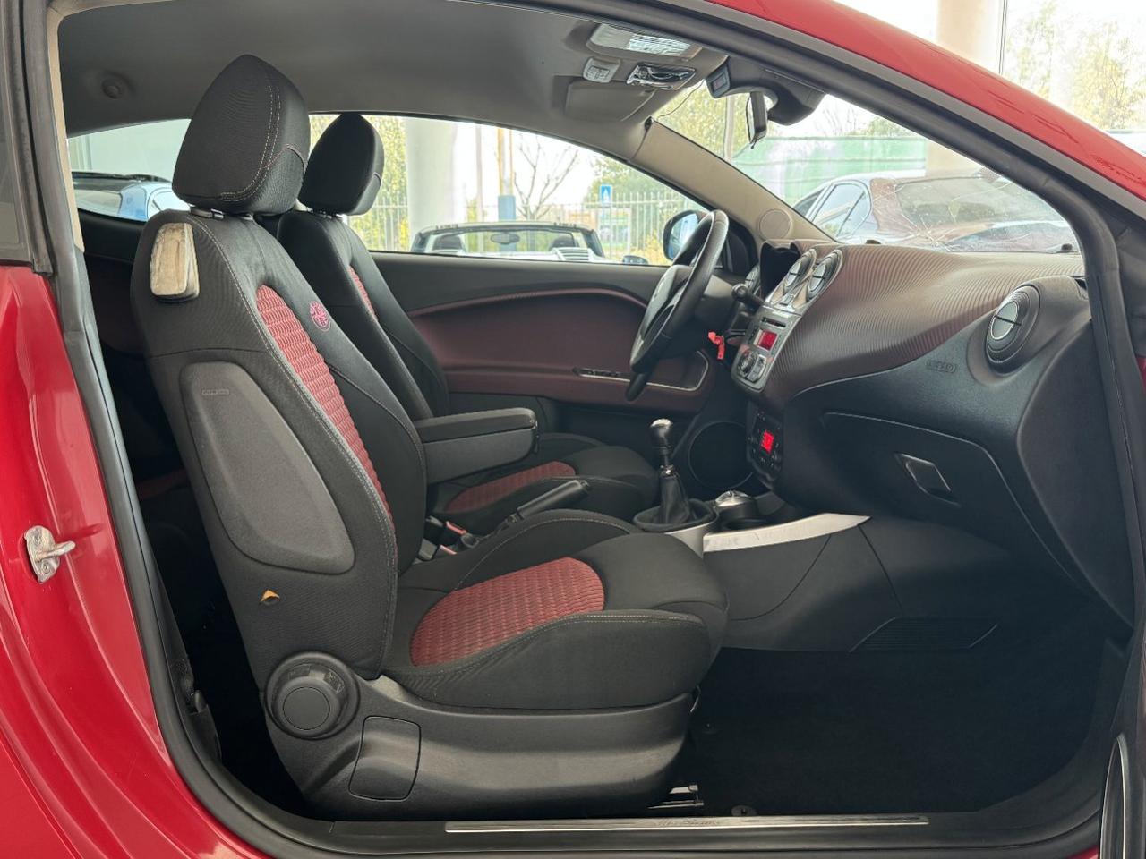 Alfa Romeo MiTo 1.4 Distinctive premium pack 78cv