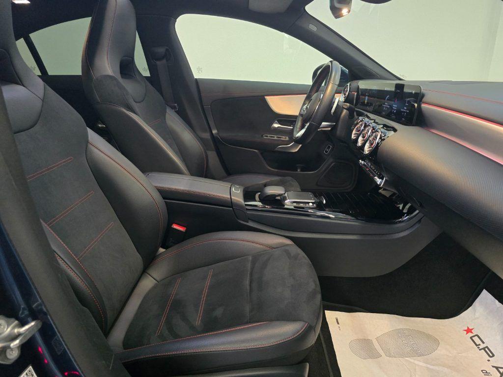 Mercedes-Benz CLA 200 d Automatic Premium + Tetto