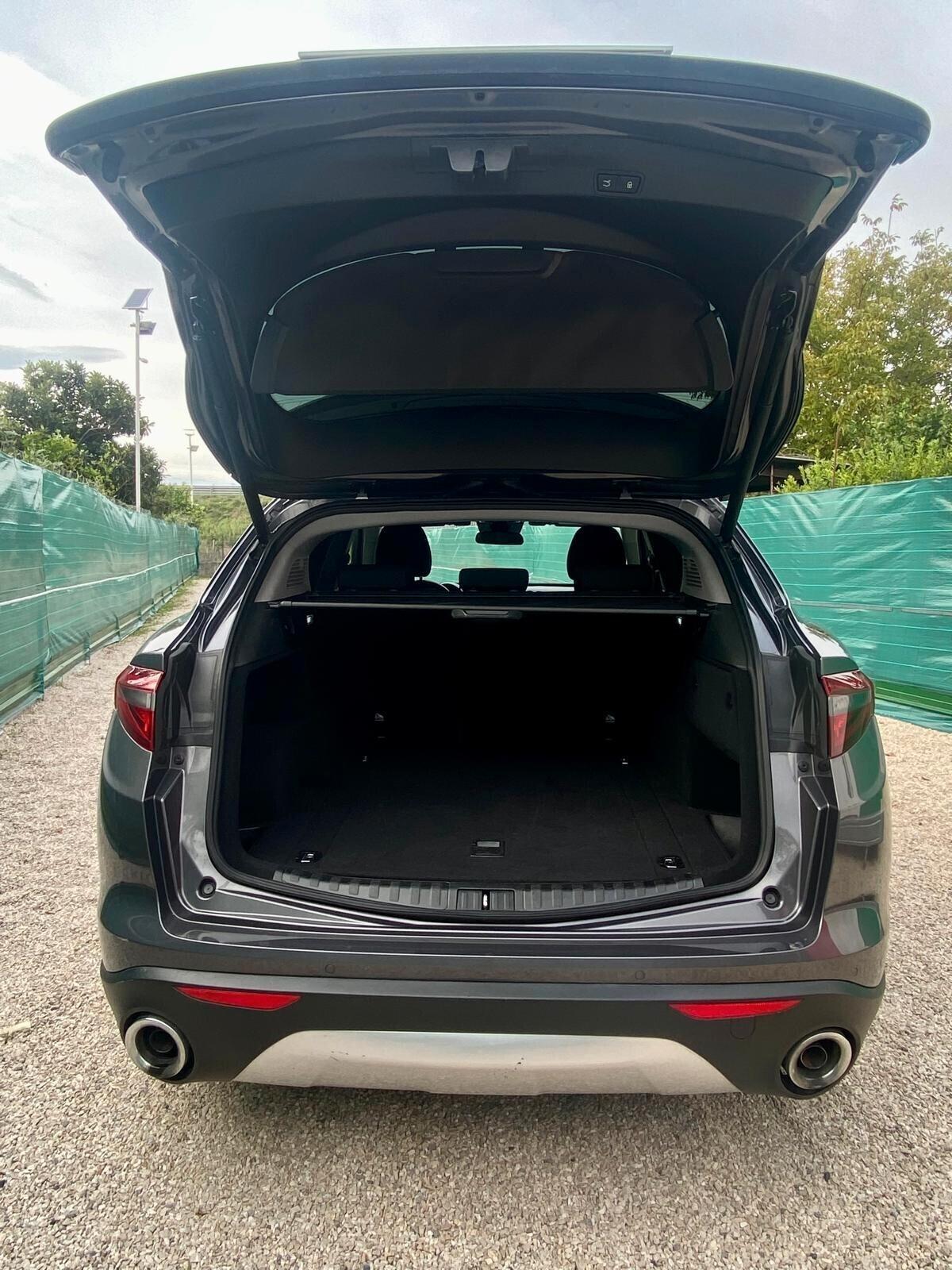 Alfa Romeo Stelvio 2.2 210 Q4 SPORT EDITION PROMO