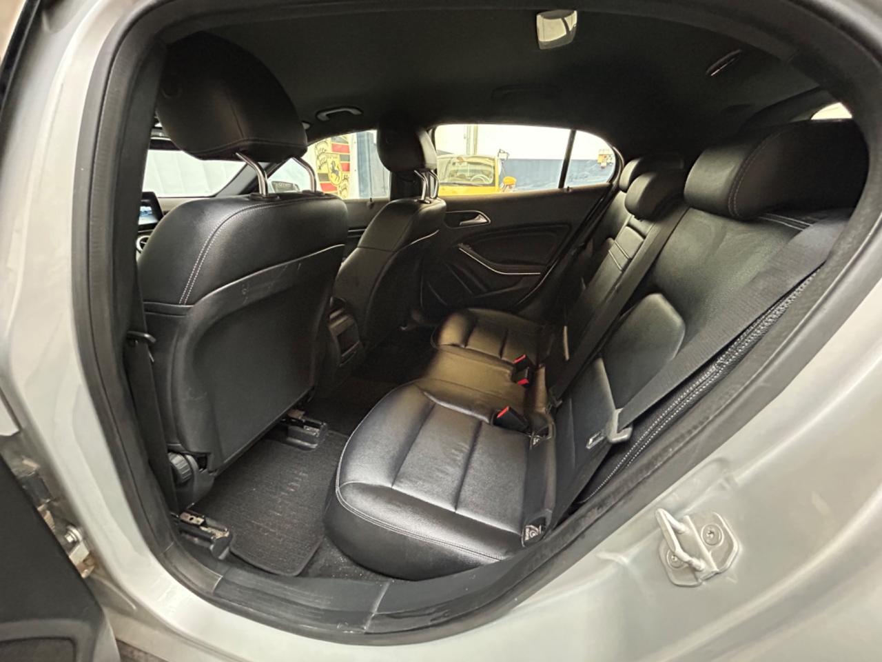 Mercedes-benz GLA 200 d Automatic 4Matic Premium