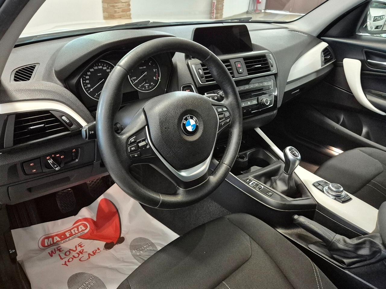 Bmw 116 116d 5p. Urban