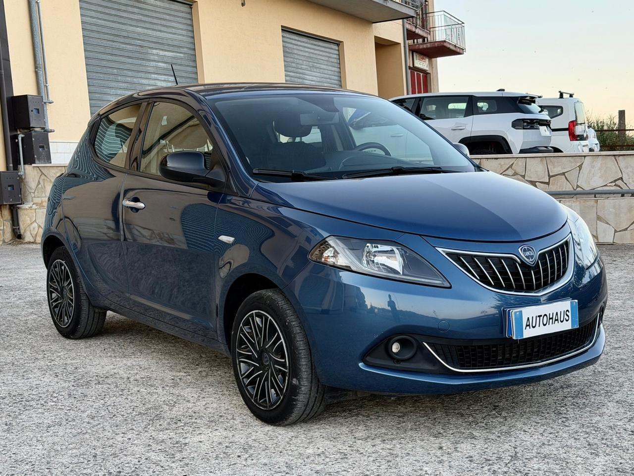 Lancia Ypsilon 1.0 FireFly 70cv Hybrid 2023 - 31.000KM