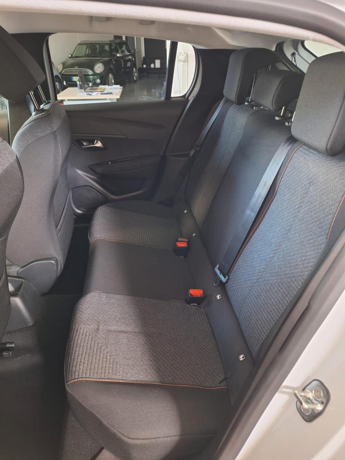Peugeot 208 110 e-DCS6 Allure NUOVA