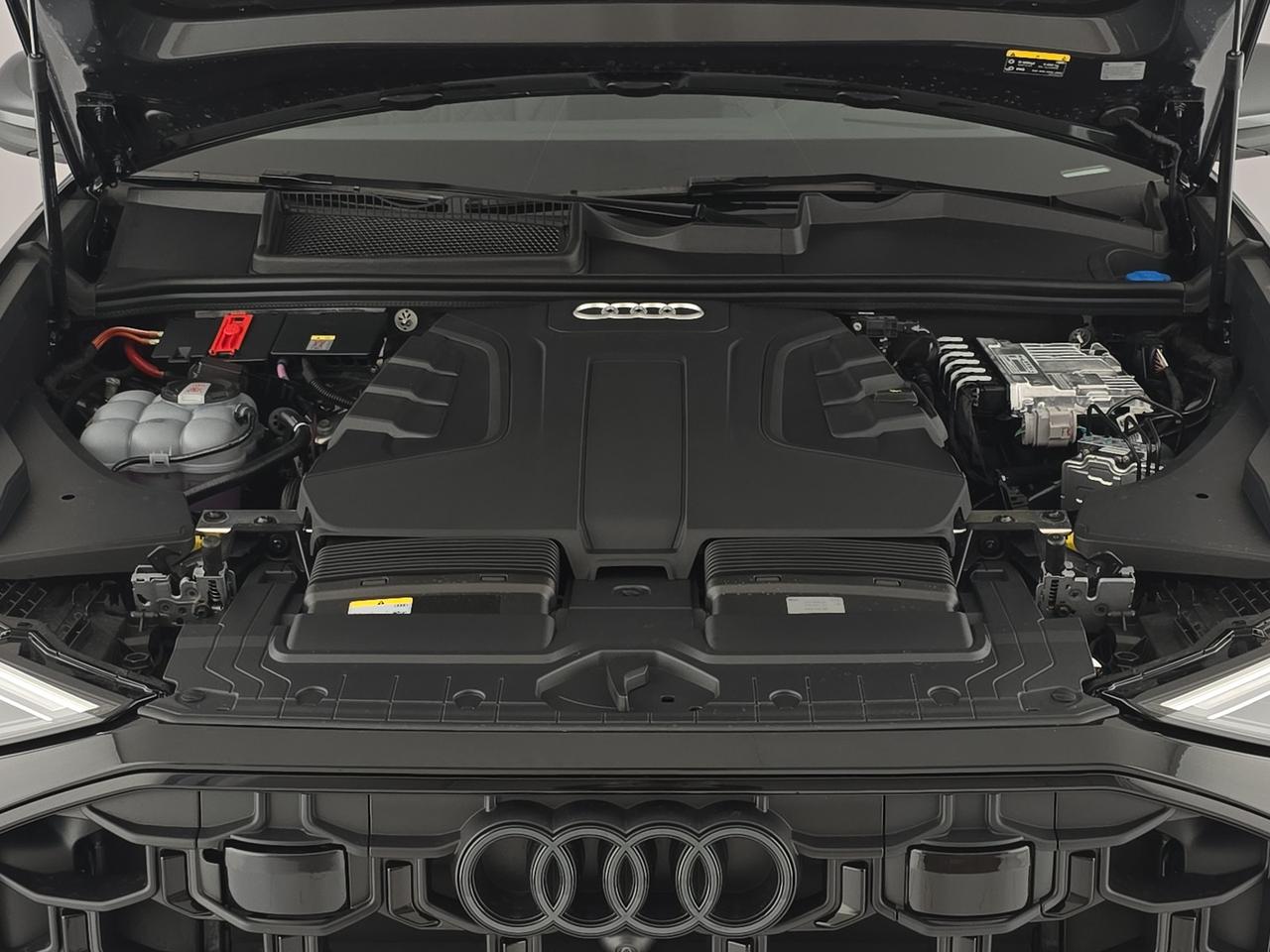 Audi Q8 50 3.0 tdi mhev s line edition quattro tiptronic