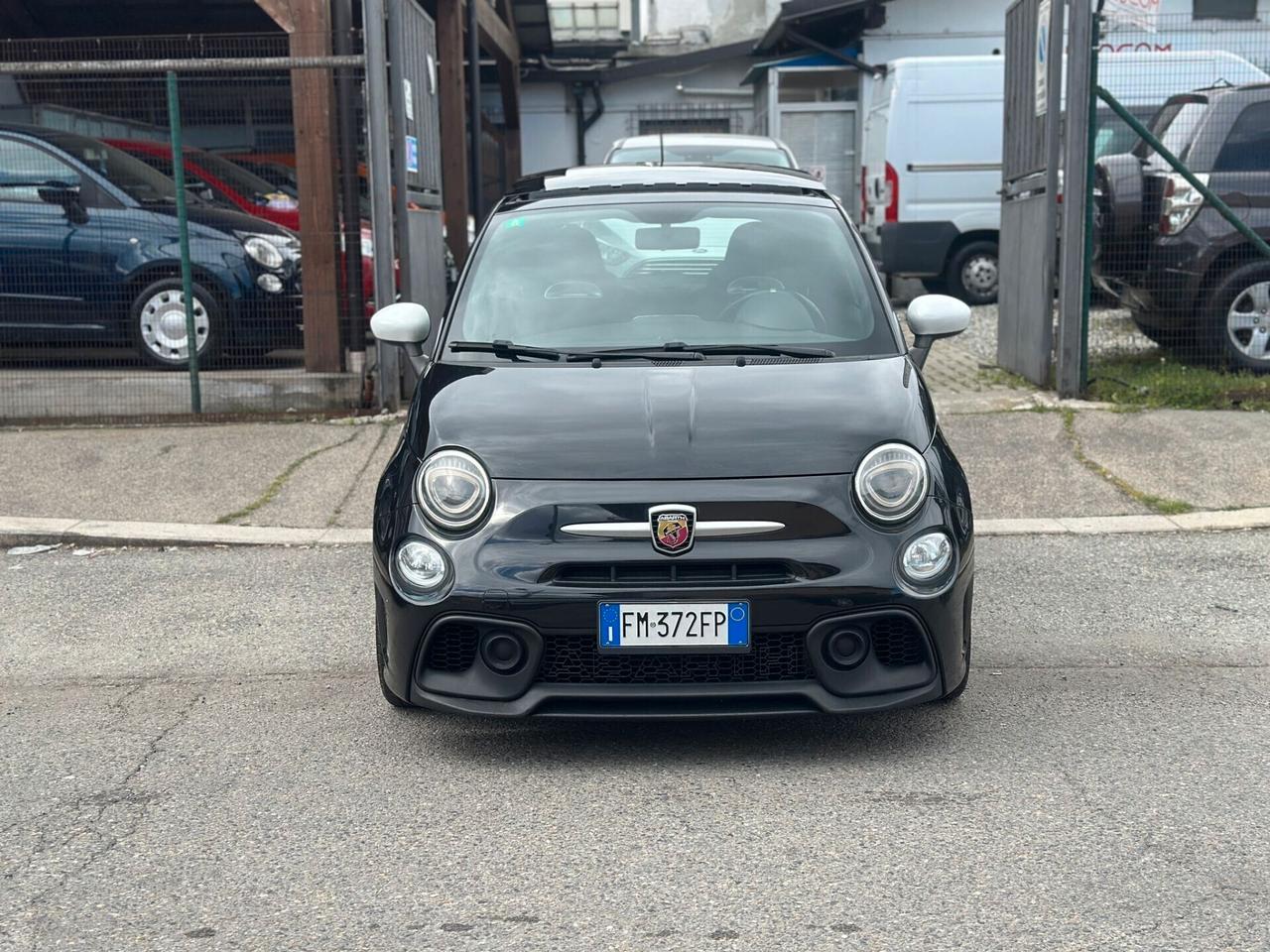 Fiat 595 Abarth 1.4 Turbo T-Jet 145 CV
