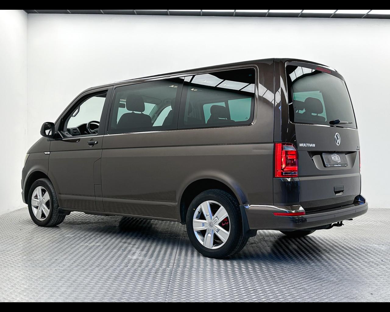 VOLKSWAGEN Multivan 6ª '15-'24 - Multivan 2.0 TDI 150CV 4Motion Comfort