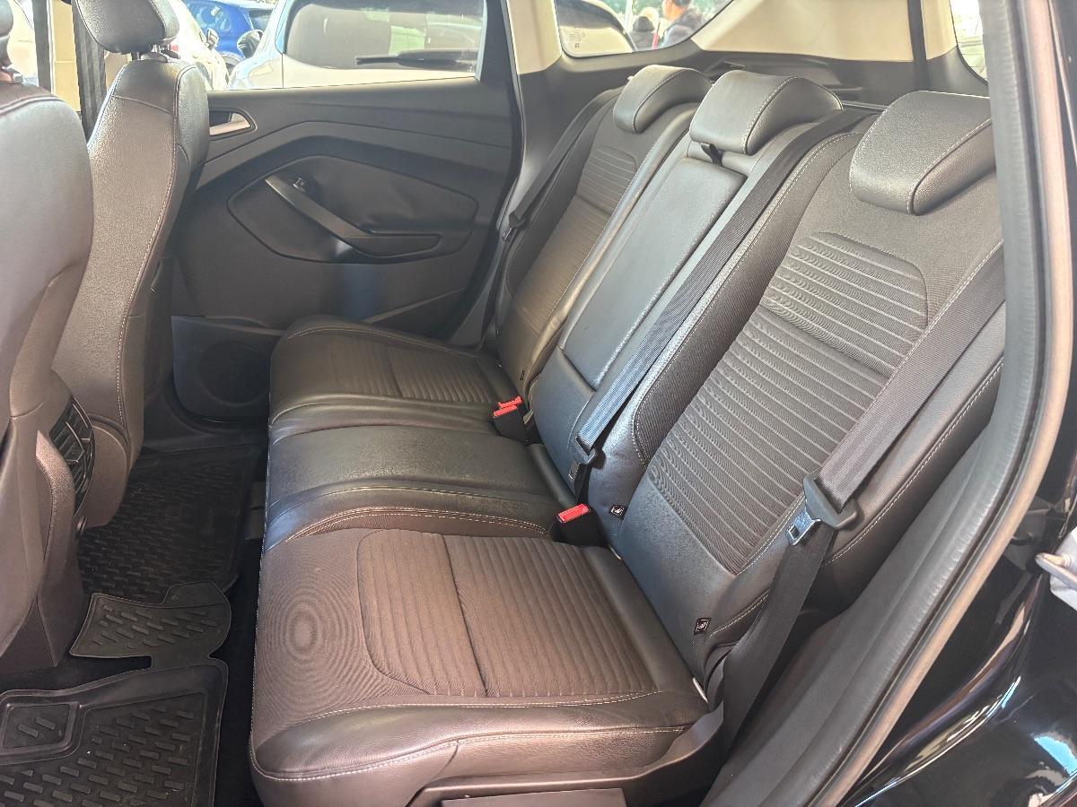 FORD - Kuga - 1.5 TDCI 120CV S&S 2WD ST-Line Bus.